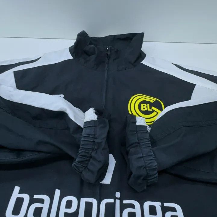 Balenciaga Balenciaga Logo Embroidered Long Sleeve Jacket 0079 Size US M / EU 48-50 / 2 - 14 Thumbnail