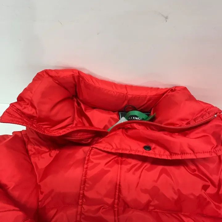 Balenciaga Balenciaga FW21 Red Stand Collar Puffer Jacket 0079 Size US XS / EU 42 / 0 - 10 Thumbnail