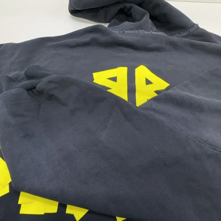 Balenciaga Balenciaga Logo Printed Casual Sweatshirt 0079 Size US L / EU 52-54 / 3 - 7 Thumbnail