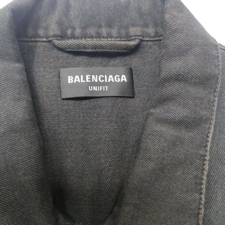 Balenciaga Balenciaga Spray Effect Logo Denim Jacket 0079 Size US S / EU 44-46 / 1 - 3 Thumbnail