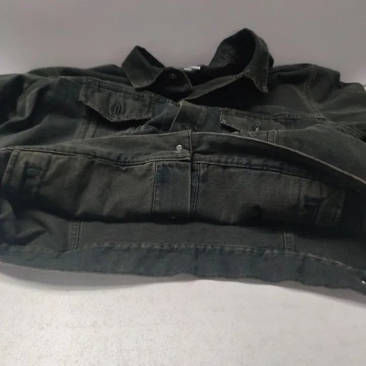 Balenciaga Balenciaga Spray Effect Logo Denim Jacket 0079 Size US S / EU 44-46 / 1 - 10 Thumbnail