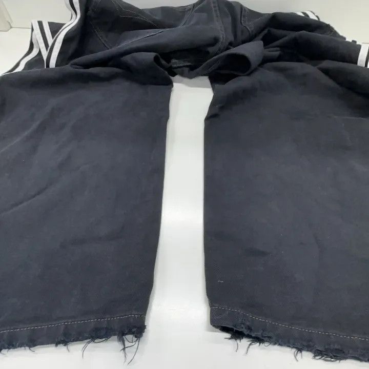 Balenciaga Balenciaga x adidas Originals High-Waist Jeans 0079 Size US 30 / EU 46 - 12 Thumbnail