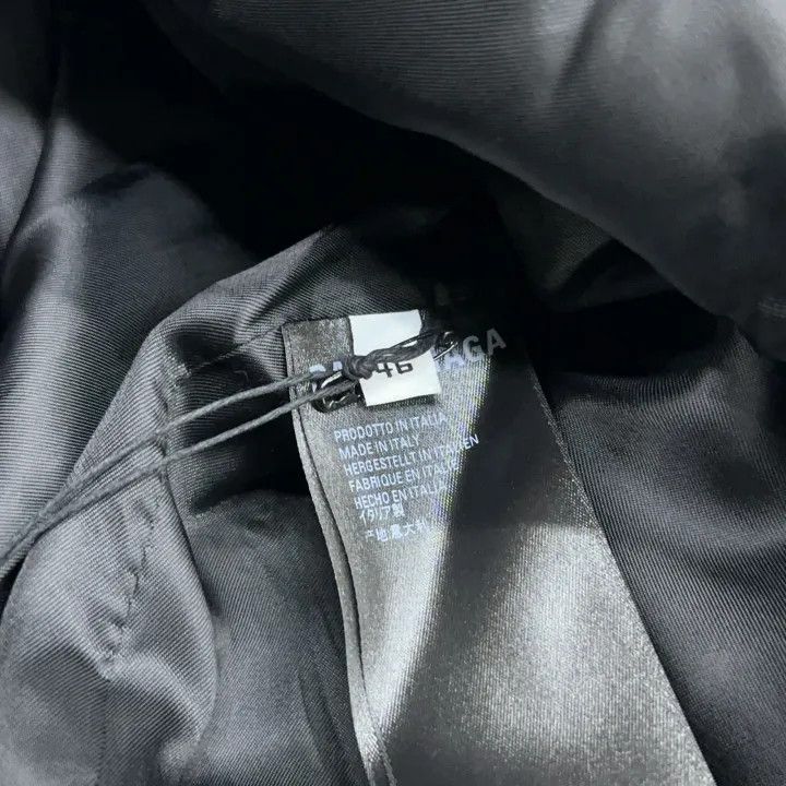 Balenciaga Balenciaga Wool Pinstripe Suit Jacket for Men 0079 Size US L / EU 52-54 / 3 - 12 Thumbnail