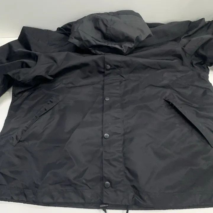 Balenciaga Balenciaga SS23 Logo Hooded Jacket for Men 0079 Size US XS / EU 42 / 0 - 12 Thumbnail