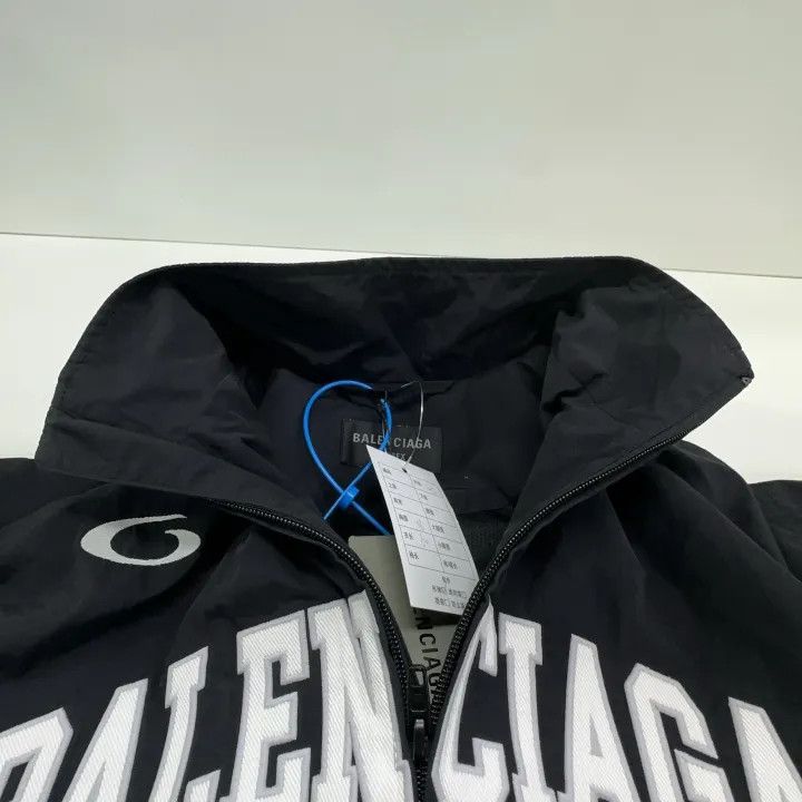 Balenciaga Balenciaga Letter Print Zip Jacket for Men 0079 Size US XS / EU 42 / 0 - 8 Thumbnail