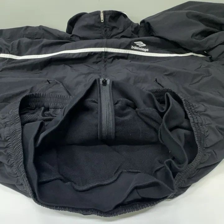 Balenciaga Balenciaga Logo Zip Long Sleeve Jacket 0079 Size US L / EU 52-54 / 3 - 11 Thumbnail