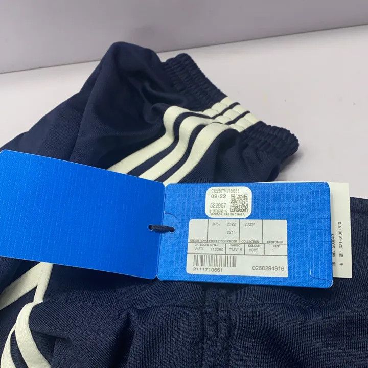 Balenciaga Balenciaga x adidas Original Logo Sports Jacket 0079 Size US M / EU 48-50 / 2 - 5 Thumbnail
