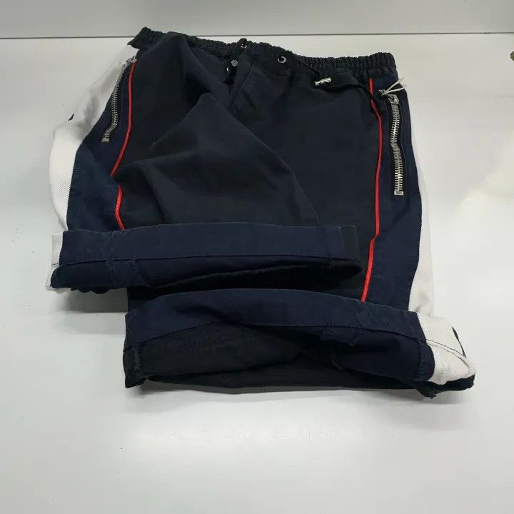 Balmain Balmain Casual Black Side Stripe Shorts 0079 Size US 26 / EU 42 - 10 Thumbnail
