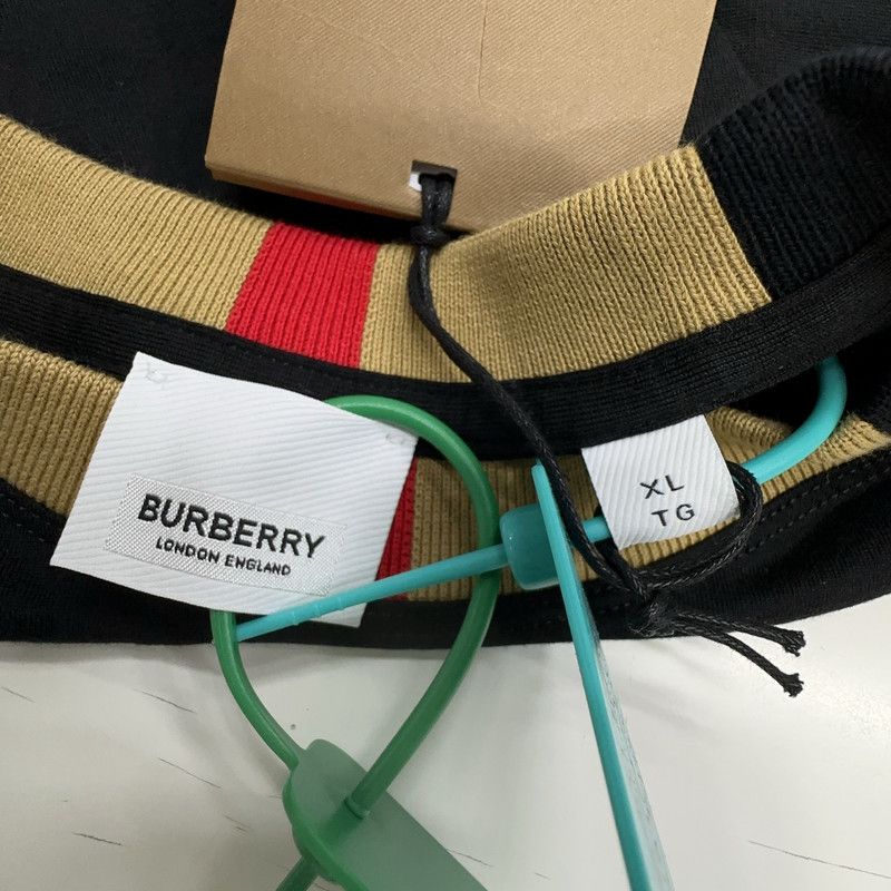 Burberry Burberry Black Short Sleeve T-Shirt with Logo 0079 Size US XL / EU 56 / 4 - 2 Thumbnail