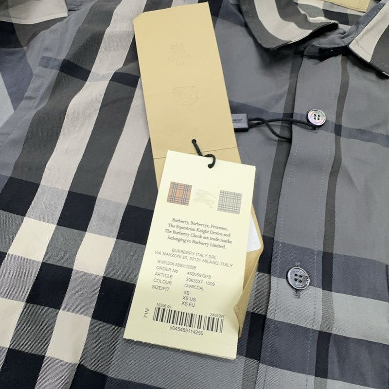 Burberry Burberry Long Sleeve Checked Shirt for Men 0079 Size US XS / EU 42 / 0 - 7 Thumbnail