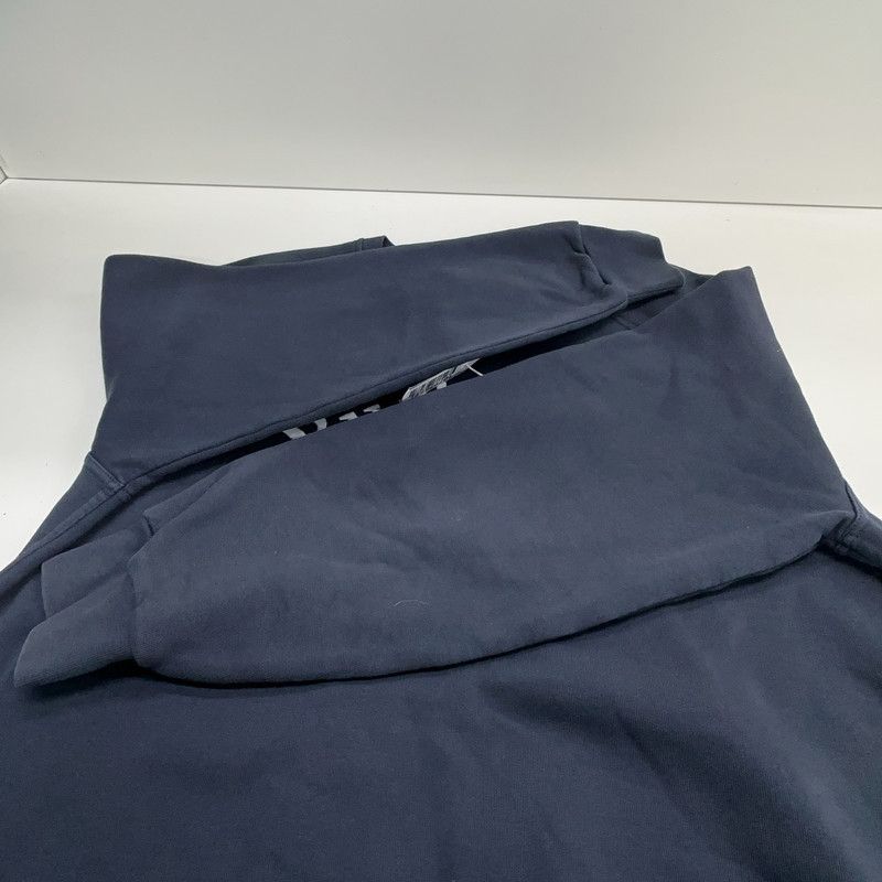 Burberry Burberry Navy Blue Logo Embroidered Sweatshirt 0079 Size US M / EU 48-50 / 2 - 3 Thumbnail
