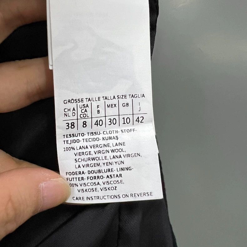 Max Mara Black Double-Breasted Coat with Fur Collar Size US M / EU 48-50 / 2 - 4 Thumbnail