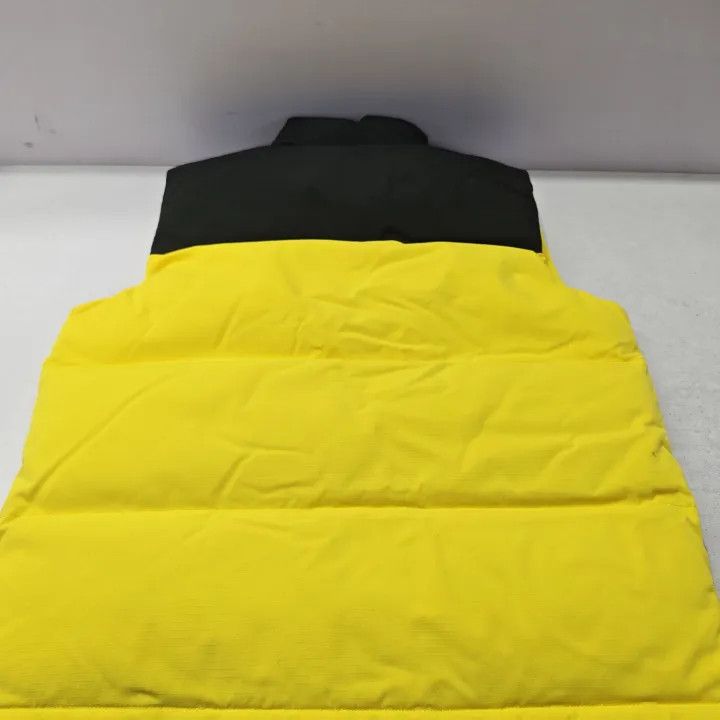 Gucci Gucci x The North Face Yellow Vest Size XS / US 0-2 / IT 36-38 - 12 Thumbnail