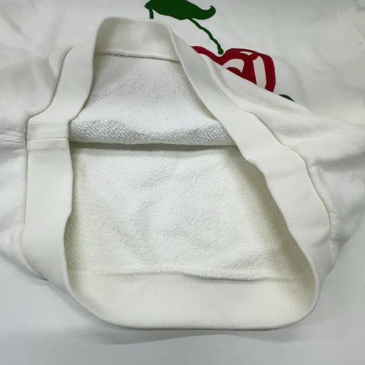 Gucci Gucci Beverly Hills Cherry Print Sweatshirt Size XS / US 0-2 / IT 36-38 - 11 Thumbnail