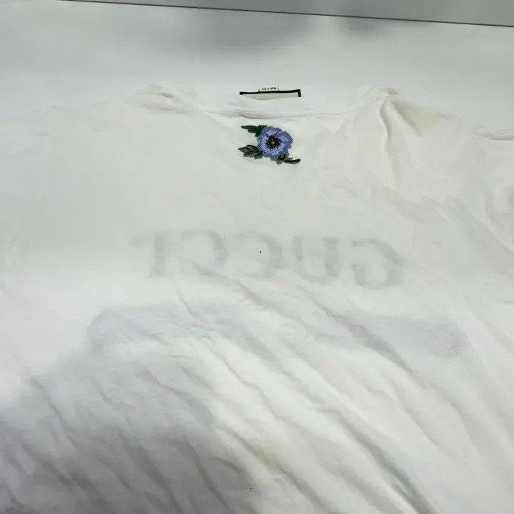 Gucci GUCCI Logo Print Short Sleeve T-Shirt for Women Size S / US 4 / IT 40 - 10 Thumbnail