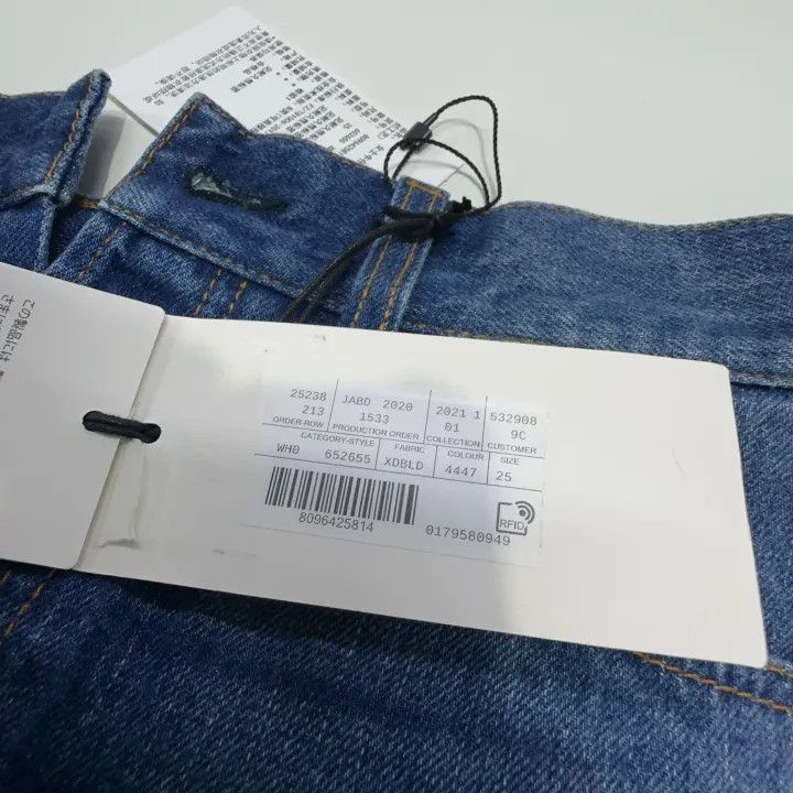 Gucci Gucci x Donald Duck Blue Denim Shorts Size 25" / US 0 / IT 36 - 7 Thumbnail