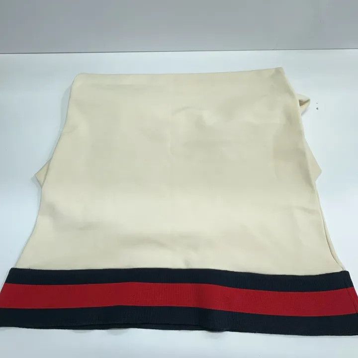 Gucci Gucci V-Neck Short Sleeve Dress in Cream Size M / US 6-8 / IT 42-44 - 10 Thumbnail