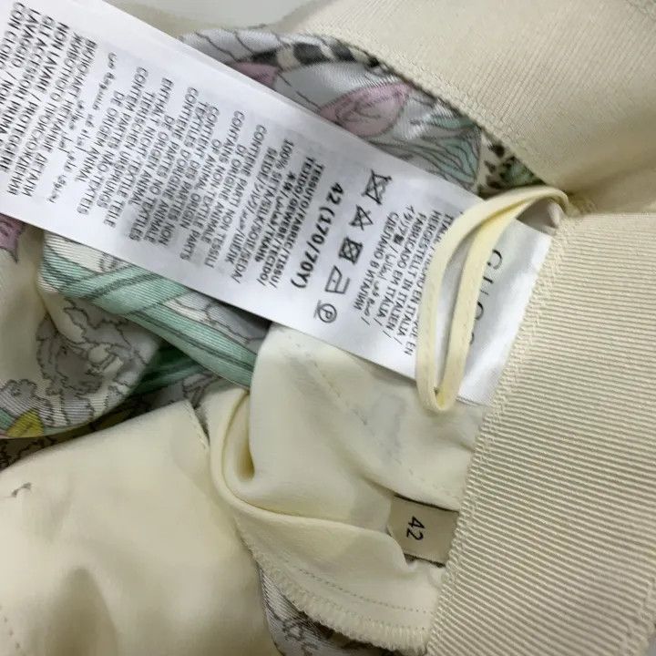 Gucci Gucci SS22 Printed Silk Shorts for Women Size 42" / US 20 - 4 Thumbnail