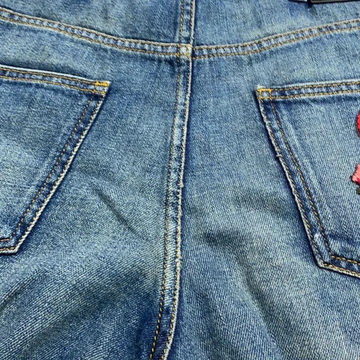 Gucci Gucci Blue Denim Shorts for Women Size 25" / US 0 / IT 36 - 7 Thumbnail