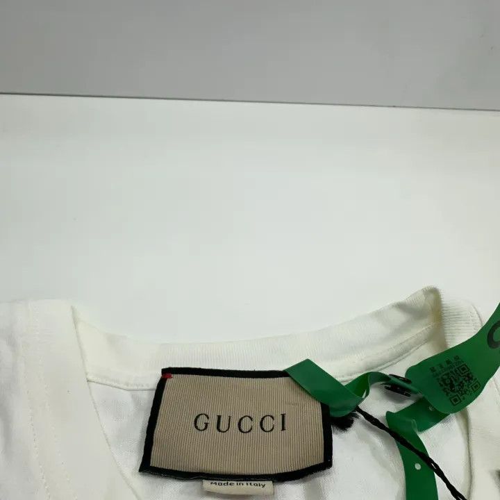 Gucci Gucci Strawberry Print Cotton T-Shirt Size S / US 4 / IT 40 - 6 Thumbnail