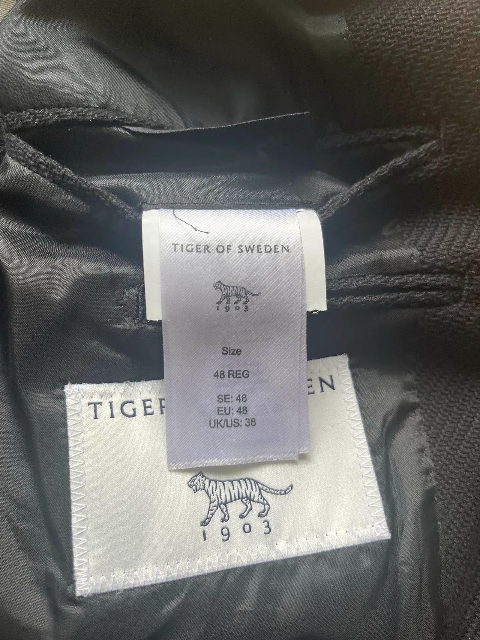 Tiger of Sweden Tiger of Sweden Josef Blazer Size 40R - 2 Thumbnail