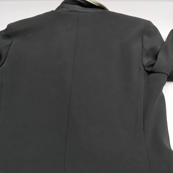 Gucci Gucci Black Suit Jacket with Metal Buttons Size M / US 6-8 / IT 42-44 - 12 Thumbnail