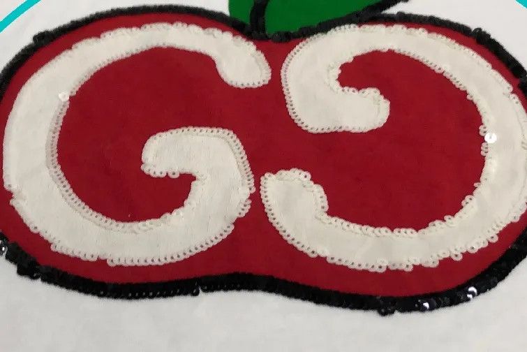 Gucci Gucci Apple Print Short Sleeve T-Shirt Size S / US 4 / IT 40 - 4 Thumbnail
