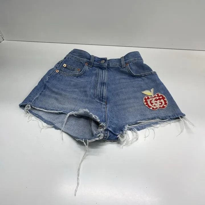Gucci Gucci FW21 Apple Pattern Denim Shorts Size 24" / US 00 / IT 34 - 8 Thumbnail
