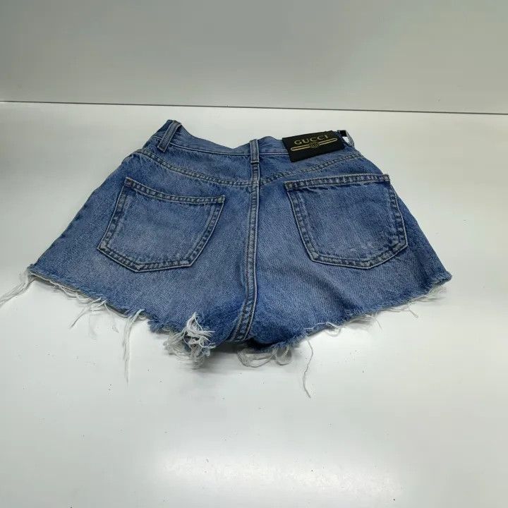 Gucci Gucci FW21 Apple Pattern Denim Shorts Size 24" / US 00 / IT 34 - 9 Thumbnail