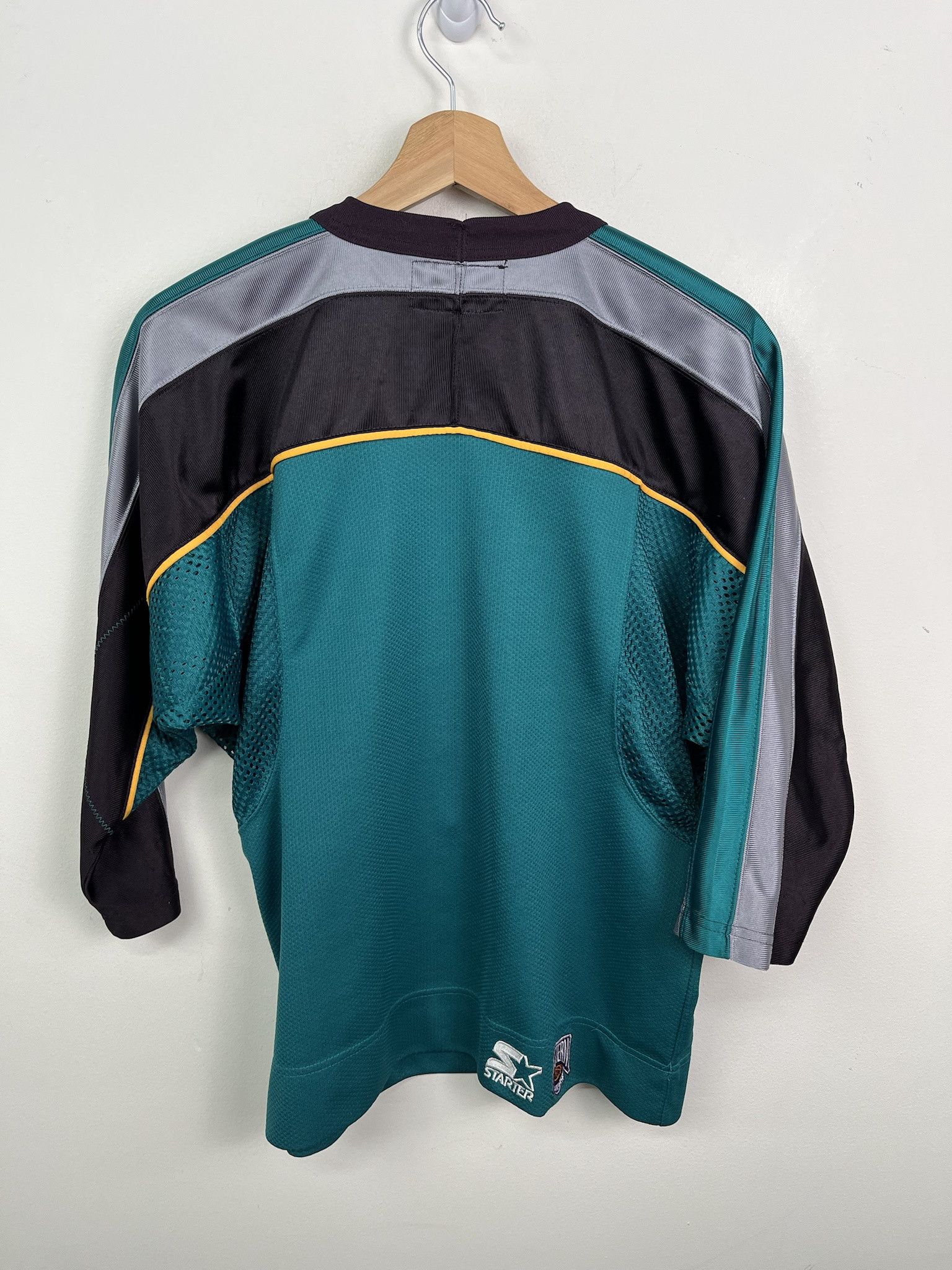 NHL Vintage Mighty Ducks Jersey Y2K Mighty Ducks Hockey Jersey Size S/M Size US S / EU 44-46 / 1 - 3 Thumbnail