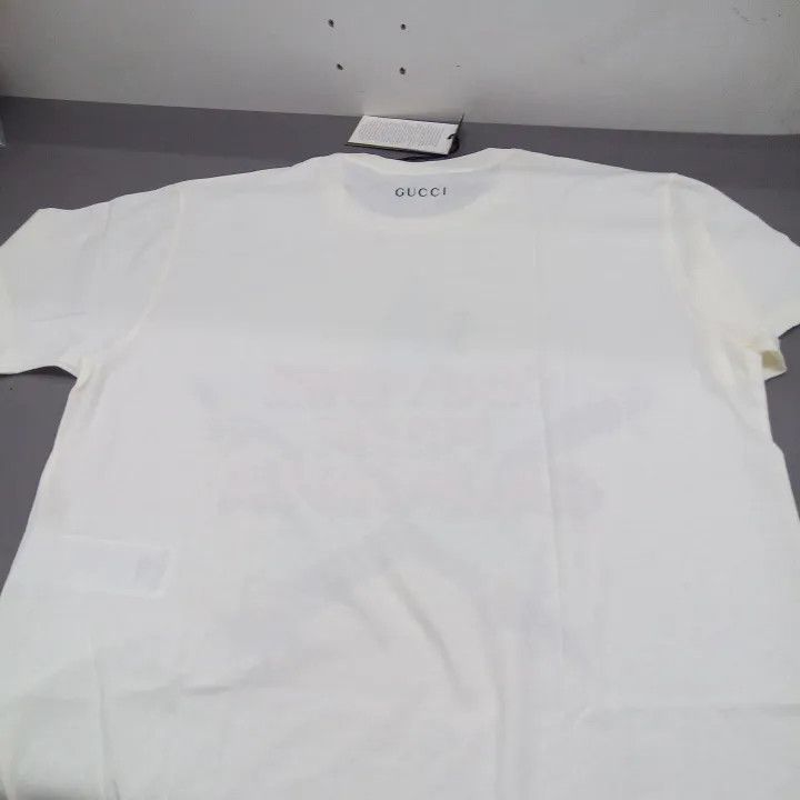Gucci Gucci White Graphic Short Sleeve T-Shirt Size M / US 6-8 / IT 42-44 - 2 Thumbnail