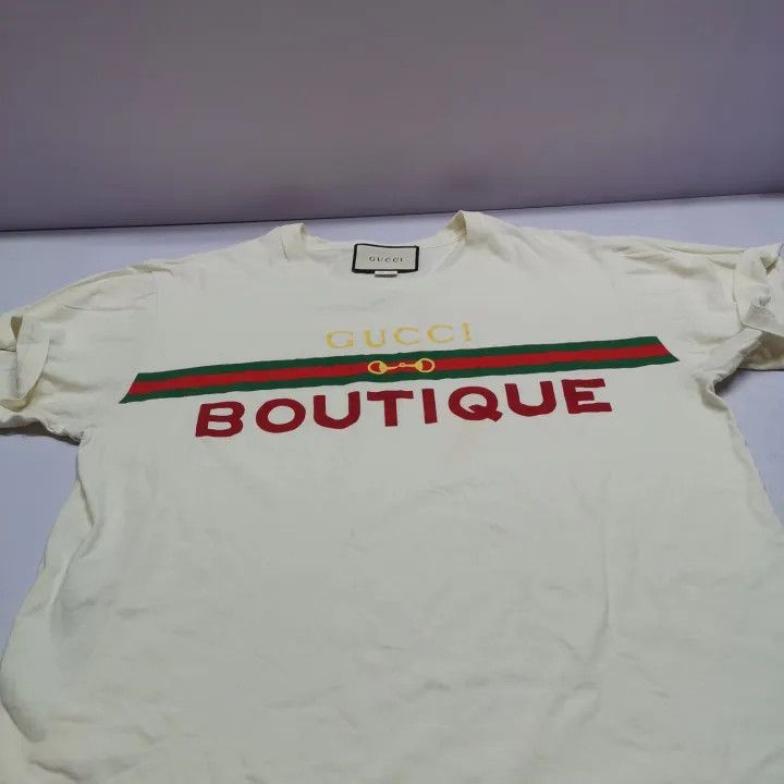 Gucci Gucci Boutique Printed T-Shirt in Beige Size M / US 6-8 / IT 42-44 - 14 Thumbnail