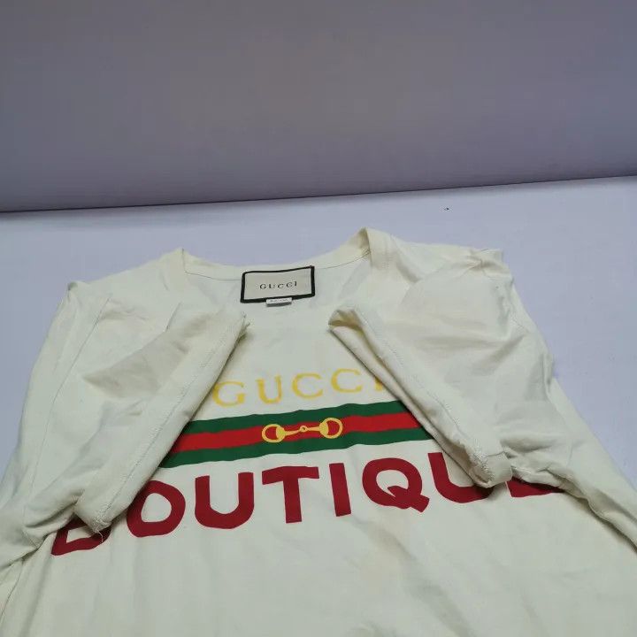 Gucci Gucci Boutique Printed T-Shirt in Beige Size M / US 6-8 / IT 42-44 - 13 Thumbnail