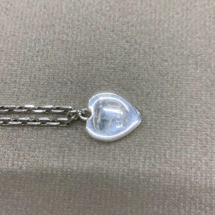 Gucci Gucci Heart Pendant Silver Necklace Size ONE SIZE - 3 Thumbnail