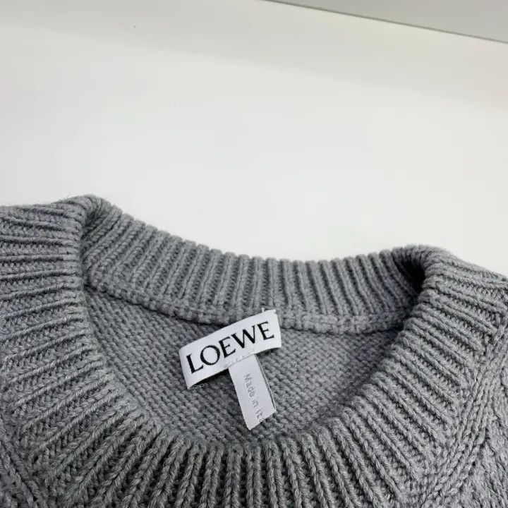 Loewe Loewe Logo Pullover Sweater for Women Size XS / US 0-2 / IT 36-38 - 6 Thumbnail