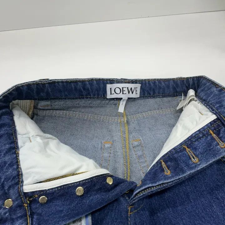 Loewe Loewe Classic Smile Straight Jeans for Women Size 36" / US 14 / IT 50 - 8 Thumbnail
