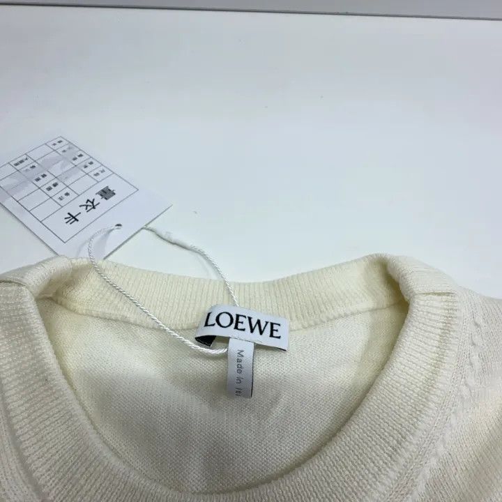Loewe Loewe White Long Sleeve Pocket Sweatshirt Size XS / US 0-2 / IT 36-38 - 4 Thumbnail
