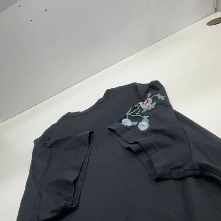 Givenchy Givenchy Black Floral Embroidered Short Sleeve T-Shirt Size M / US 6-8 / IT 42-44 - 8 Thumbnail