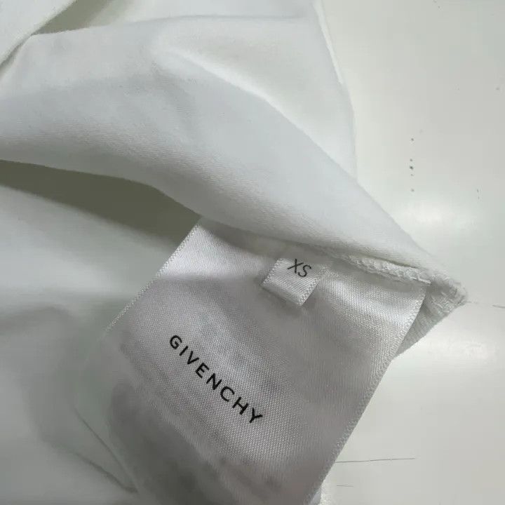 Givenchy Givenchy Color Block Logo T-Shirt Size XS / US 0-2 / IT 36-38 - 2 Thumbnail