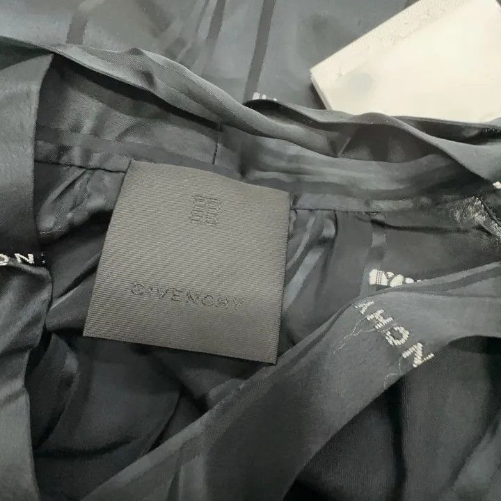 Givenchy Givenchy Logo Long Sleeve Black Shirt Size XS / US 0-2 / IT 36-38 - 2 Thumbnail