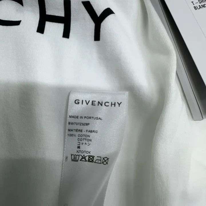 Givenchy Givenchy SS21 Turned Logo Short Sleeve T-Shirt Size L / US 10 / IT 46 - 3 Thumbnail
