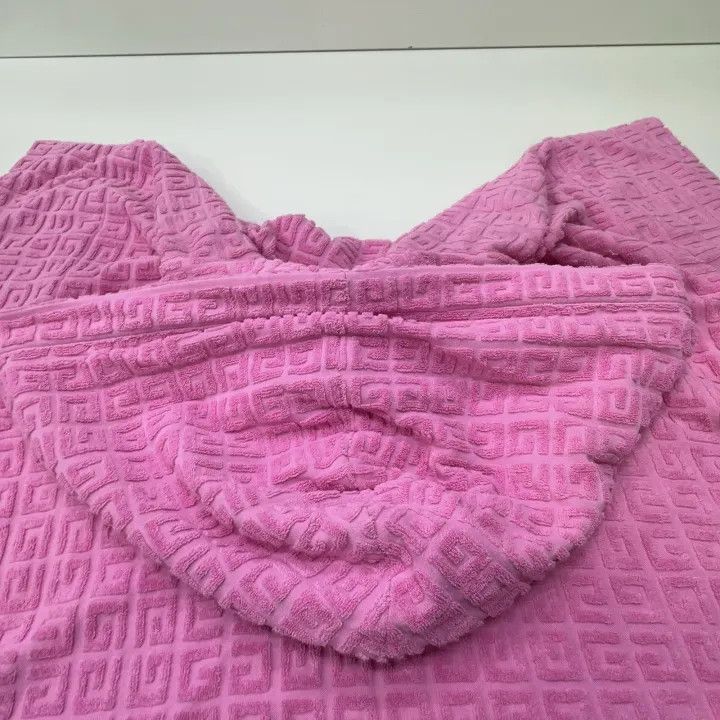Givenchy Givenchy Logo Hooded Cape in Dusty Pink Size M / US 6-8 / IT 42-44 - 8 Thumbnail