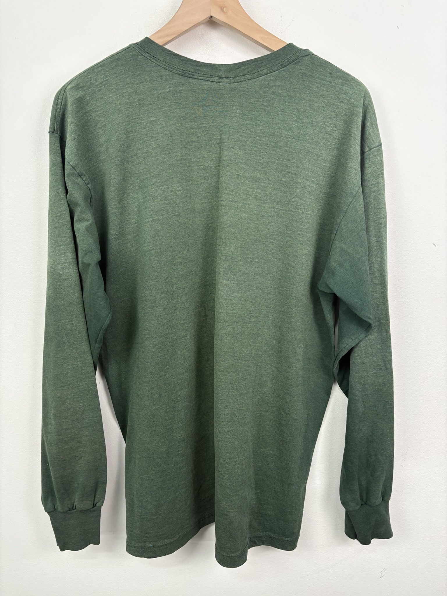 Vintage Vintage 90's "UWEC Biology Club" College Pullover Longsleeve Size XL Size US XL / EU 56 / 4 - 4 Thumbnail