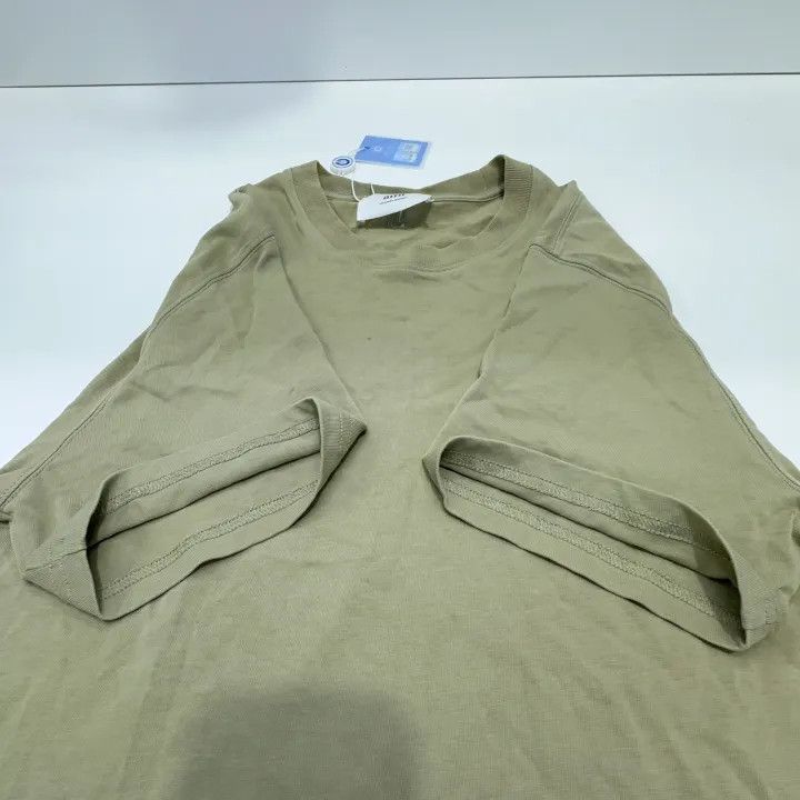 AMI AMIPARIS SS24 Slim Fit Round Neck T-Shirt 0079 Size US M / EU 48-50 / 2 - 10 Thumbnail