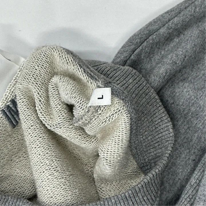 AMI AMIPARIS FW22 Gray Heart Embroidered Sweatshirt 0079 Size US L / EU 52-54 / 3 - 4 Thumbnail