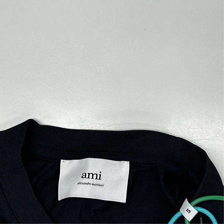 AMI AMIPARIS Love Logo Embroidered T-Shirt 0079 Size US S / EU 44-46 / 1 - 2 Thumbnail