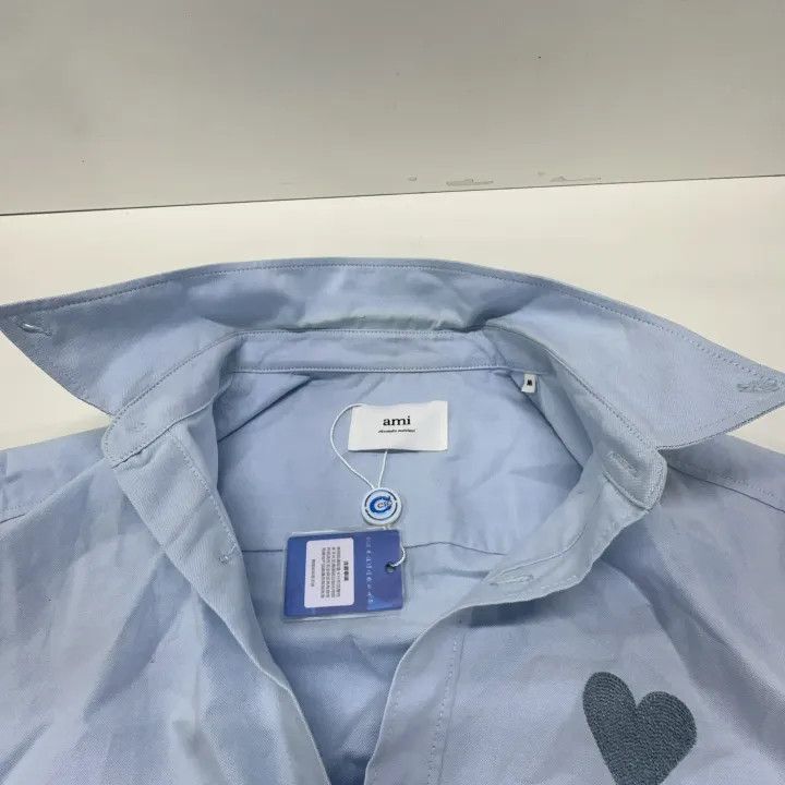AMI AMIPARIS SS23 Short Sleeve Shirt in Sky Blue 0079 Size US M / EU 48-50 / 2 - 6 Thumbnail