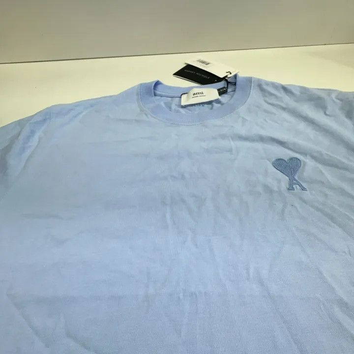 AMI AMIPARIS Heart Embroidered Short Sleeve T-Shirt 0079 Size US S / EU 44-46 / 1 - 10 Thumbnail
