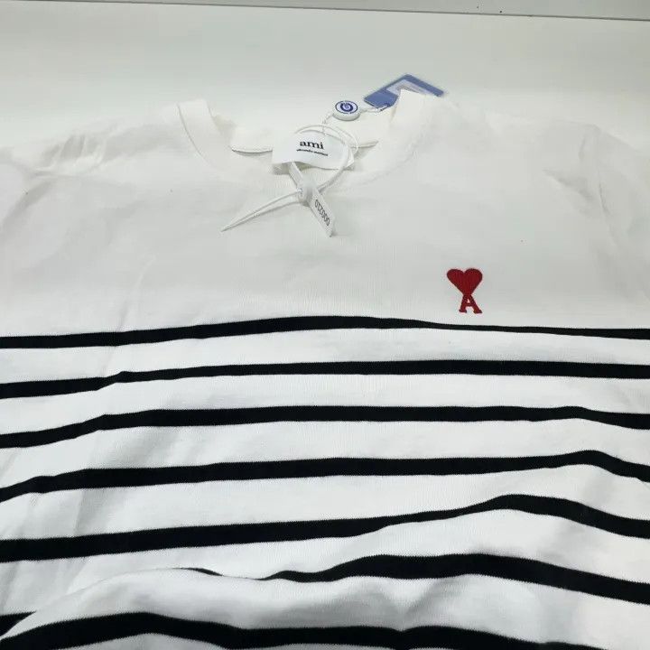 AMI AMIPARIS Heart Logo Knit Long Sleeve T-Shirt 0079 Size US M / EU 48-50 / 2 - 7 Thumbnail