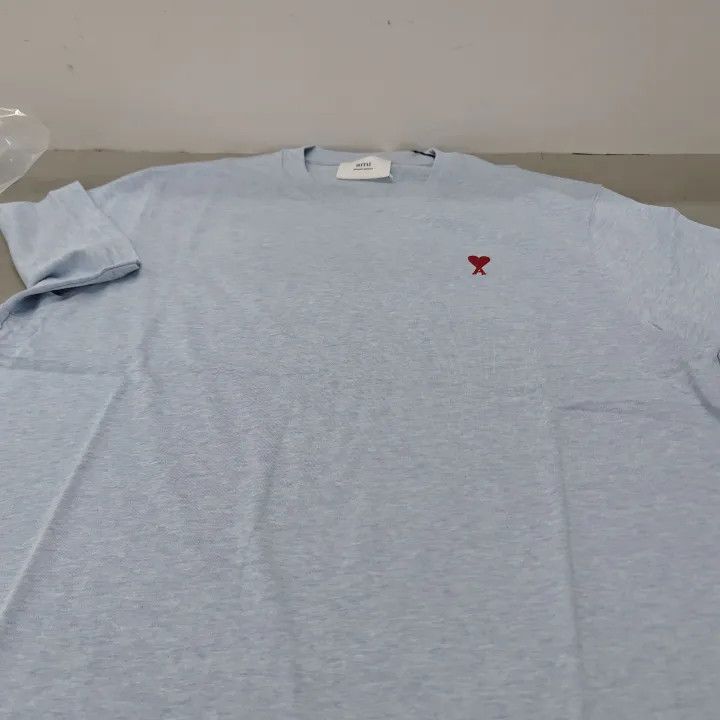 AMI AMIPARIS Heart Pattern Blue Short Sleeve T-Shirt 0079 Size US L / EU 52-54 / 3 - 2 Thumbnail